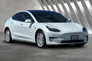 Tesla Model 3 2018 AWD Long Range 4dr Fastback