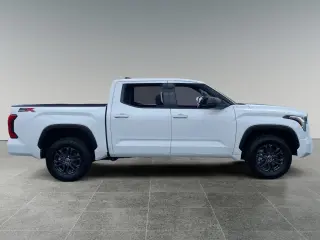 Toyota Tundra 2023 4x2 SR5 4dr CrewMax Cab Pickup SB