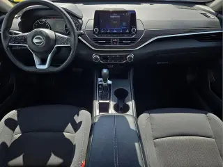 Nissan Altima 2025 2.5 SV 4dr Sedan