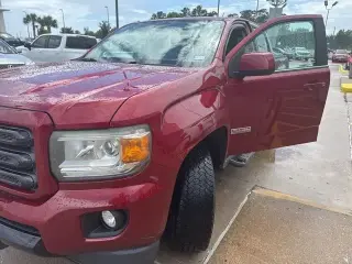GMC Canyon 2018 4x4 SLT 4dr Crew Cab 5 ft. SB