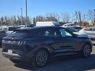 Ford Mustang Mach-E 2022 AWD GT 4dr SUV