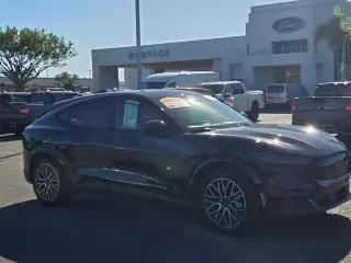 Ford Mustang Mach-E 2022 AWD GT 4dr SUV