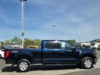 Ford F-150 2023 4x4 XL 4dr SuperCrew 5.5 ft. SB