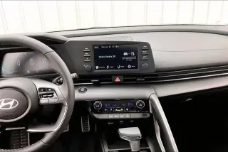 Hyundai ELANTRA 2025 SEL Sport 4dr Sedan