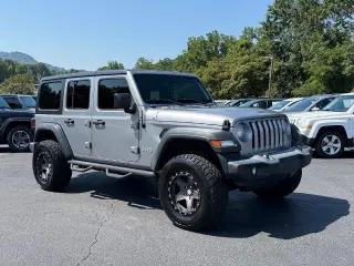 Jeep Wrangler Unlimited 2018 4x4 Sport 4dr SUV (midyear release)