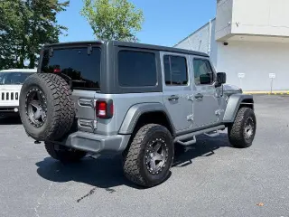 Jeep Wrangler Unlimited 2018 4x4 Sport 4dr SUV (midyear release)