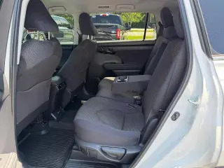 Toyota Highlander 2021 L 4dr SUV