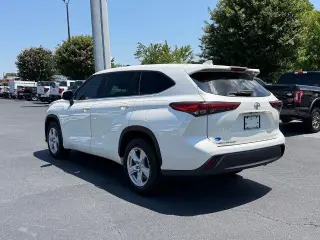 Toyota Highlander 2021 L 4dr SUV