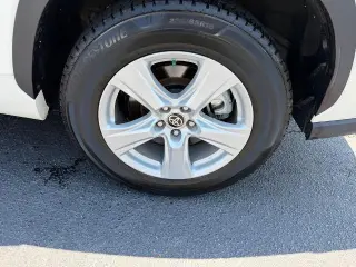 Toyota Highlander 2021 L 4dr SUV