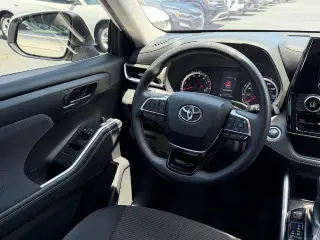 Toyota Highlander 2021 L 4dr SUV