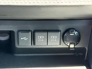 Toyota Highlander 2021 L 4dr SUV