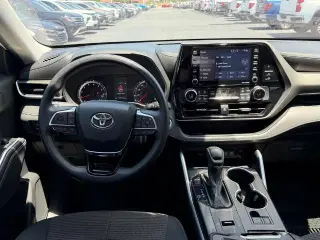 Toyota Highlander 2021 L 4dr SUV
