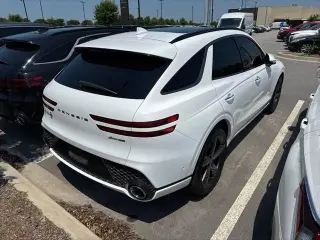 Genesis GV70 2022 AWD 3.5T Sport 4dr SUV