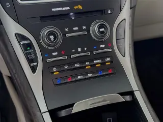 Lincoln Nautilus 2019 AWD Reserve 4dr SUV