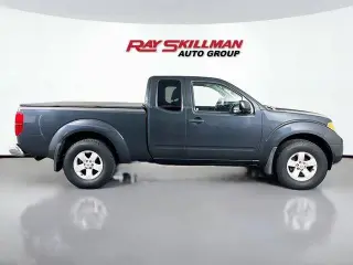 Nissan Frontier 2012 4x4 SV V6 4dr King Cab Pickup 5A