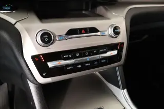 Ford Explorer 2021 AWD XLT 4dr SUV