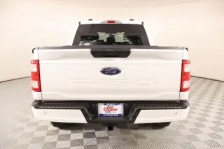 Ford F-150 2023 4x4 XL 4dr SuperCrew 5.5 ft. SB