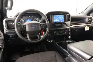 Ford F-150 2023 4x4 XL 4dr SuperCrew 5.5 ft. SB