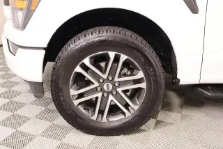 Ford F-150 2023 4x4 XL 4dr SuperCrew 5.5 ft. SB