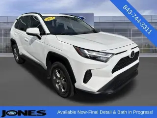 Toyota RAV4 2024 XLE 4dr SUV