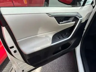 Toyota RAV4 2024 XLE 4dr SUV
