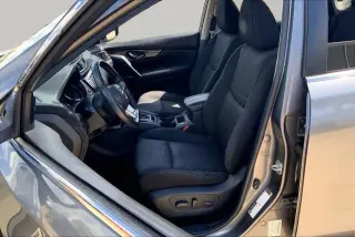 Nissan Rogue 2019 S 4dr Crossover