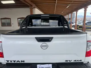 Nissan Titan 2024 4x4 Platinum Reserve 4dr Crew Cab 5.6 ft. SB