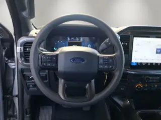 Ford F-150 2025 4x2 STX 4dr SuperCab 6.5 ft. SB