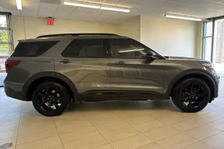 Ford Explorer 2023 AWD ST 4dr SUV