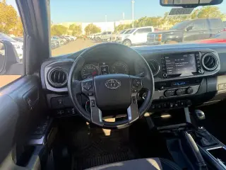 Toyota Tacoma 2022 4x2 TRD Off-Road 4dr Double Cab 5.0 ft SB