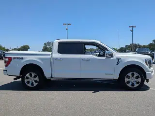 Ford F-150 2021 4x4 XL 4dr SuperCrew 5.5 ft. SB
