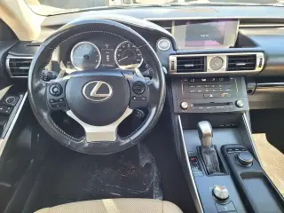 Lexus IS 200t 2016 4dr Sedan