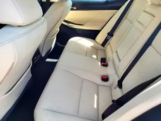 Lexus IS 200t 2016 4dr Sedan