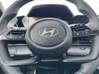 Hyundai ELANTRA Hybrid 2025 SEL Sport 4dr Sedan