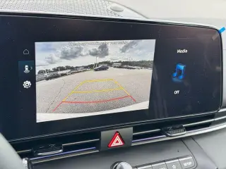 Hyundai ELANTRA Hybrid 2025 SEL Sport 4dr Sedan