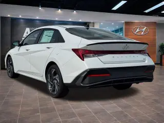 Hyundai ELANTRA Hybrid 2025 SEL Sport 4dr Sedan