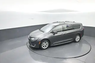 Chrysler Pacifica 2018 Touring L Plus 4dr Mini-Van