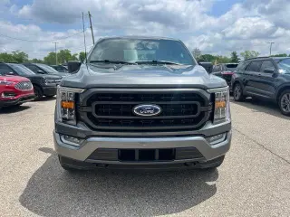 Ford F-150 2023 4x4 XL 4dr SuperCrew 5.5 ft. SB