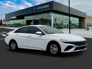 Hyundai ELANTRA 2026 SE 4dr Sedan