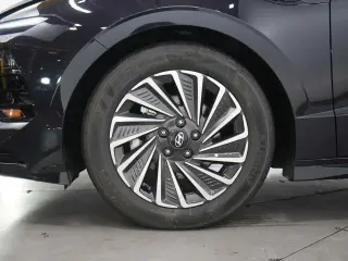 Hyundai SONATA Hybrid 2025 SEL 4dr Sedan