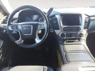 GMC Yukon 2017 4x4 Denali 4dr SUV