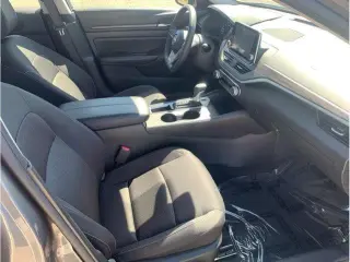 Nissan Altima 2025 2.5 SV 4dr Sedan