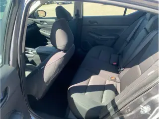 Nissan Altima 2025 2.5 SV 4dr Sedan