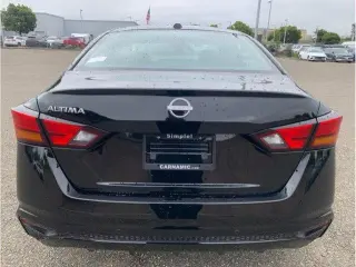 Nissan Altima 2025 2.5 SV 4dr Sedan