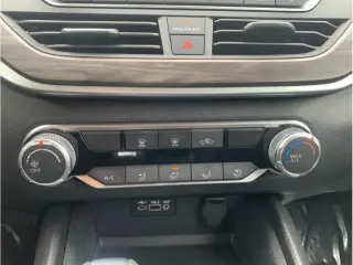 Nissan Altima 2025 2.5 SV 4dr Sedan
