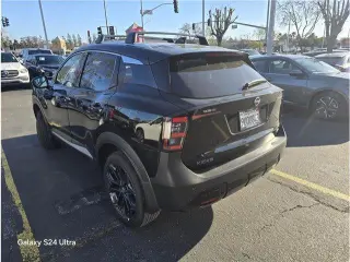 Nissan Kicks 2025 SR 4dr Crossover