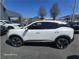 Nissan Kicks 2025 SR 4dr Crossover