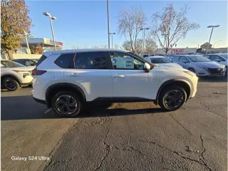 Nissan Rogue 2025 SV 4dr Crossover