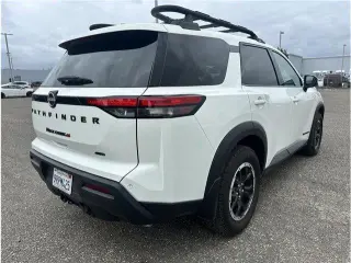 Nissan Pathfinder 2025 AWD SV 4dr SUV