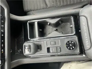 Nissan Pathfinder 2025 AWD SV 4dr SUV